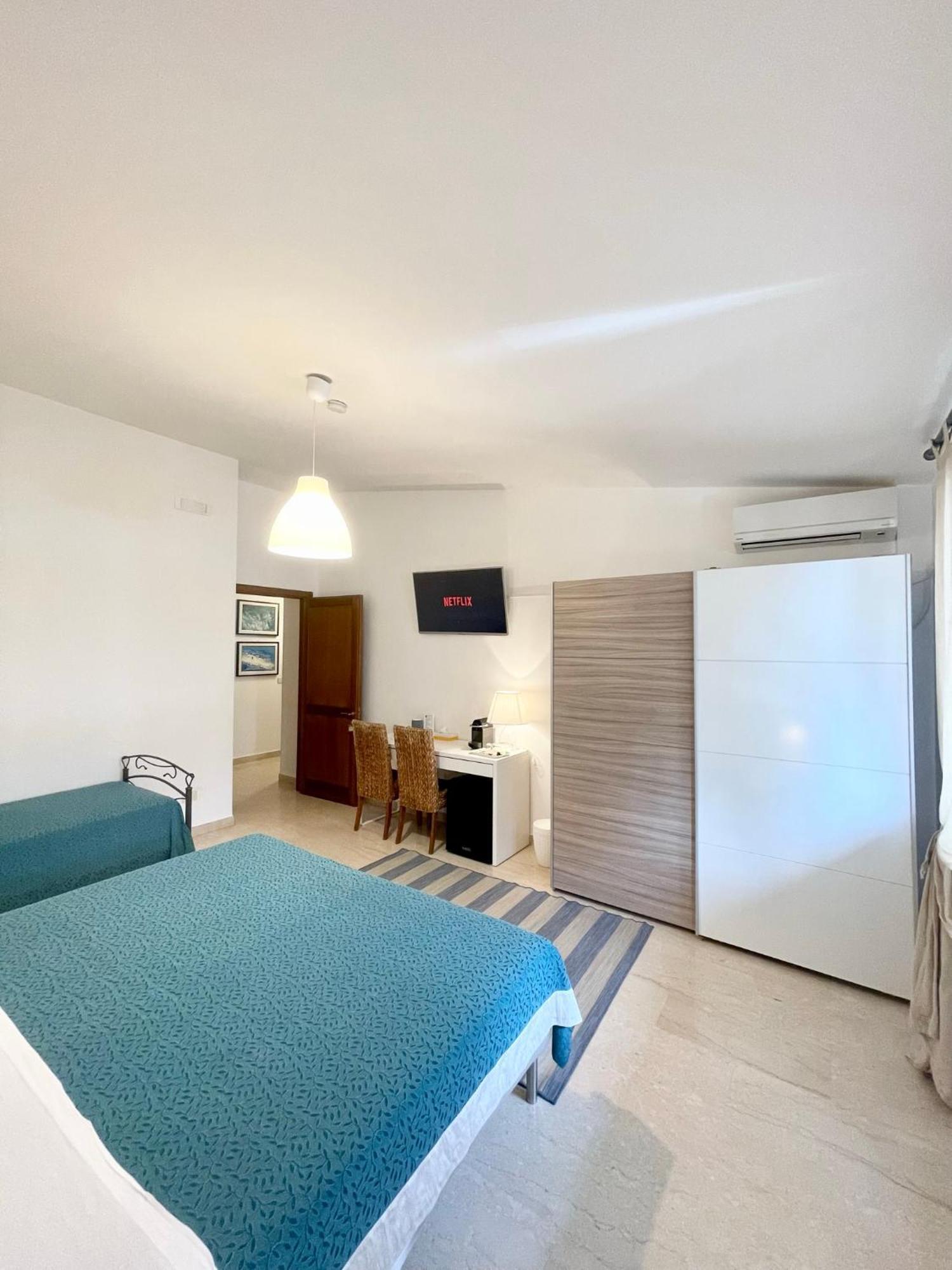 B&B Le Saline Таранто Экстерьер фото